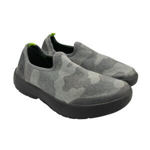 OOFOS Women's OOMG EEZEE Gray Camo Canvas Low Top Slip On Comfort Shoes
